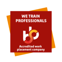 Vaxxinova is also an accredited work placement company. We train professionals. 